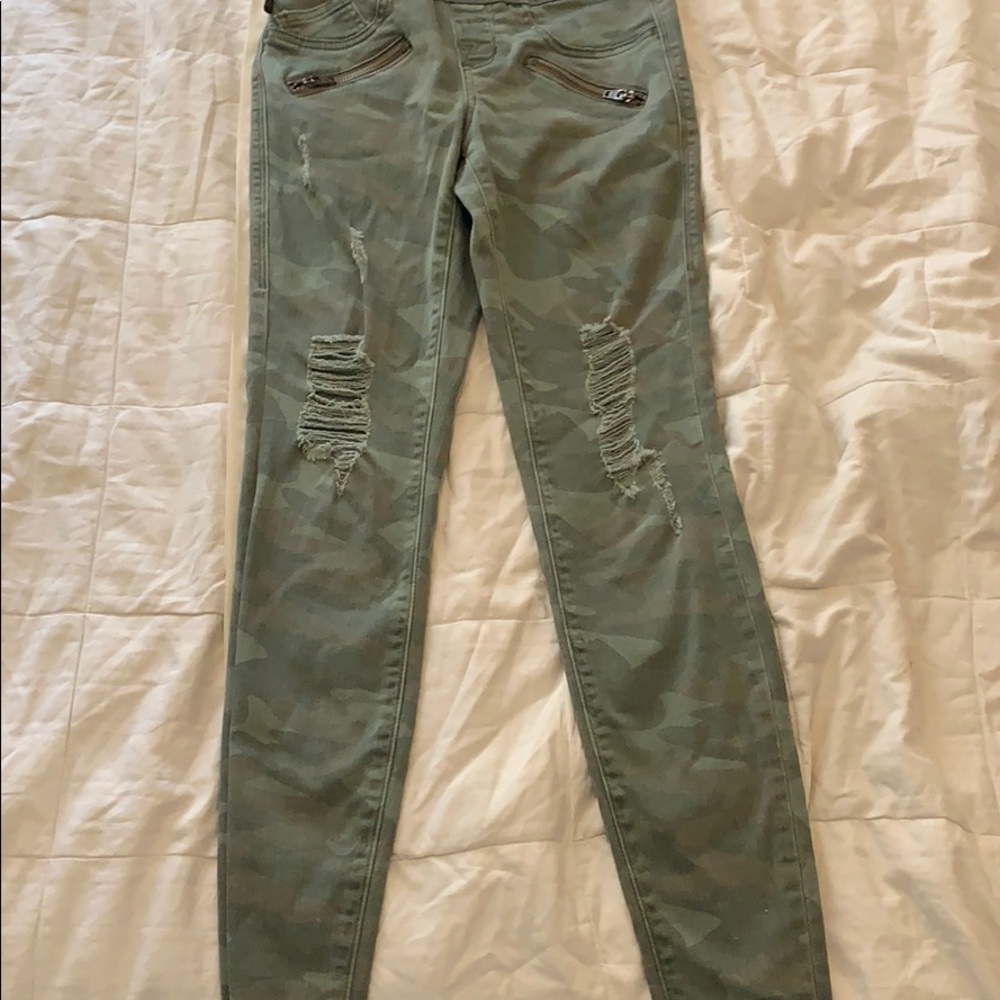 Camouflage Jeans